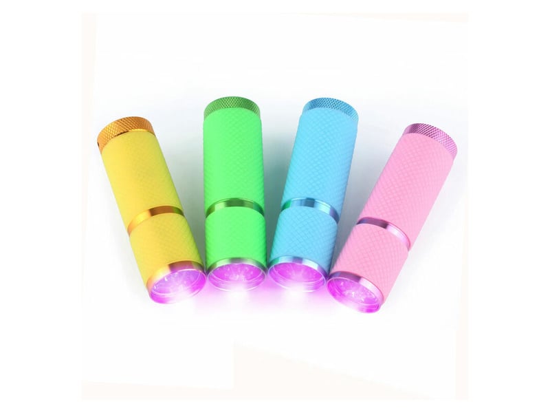 4 pcs lampe de poche led, mini lampe de poche à poignée fluorescente pour enfants ou adultes cyclisme camping lecture marche randonnée - Conforama A