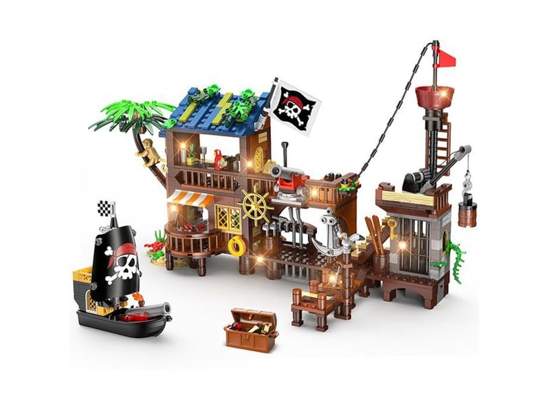  Set de construction pirate 781 pieces avec led 3 en 1 bateau et camp transformable 151498_AAAHU09275_6_DROPFR - Conforama A