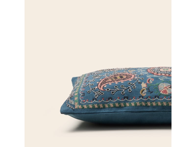  Housse de coussin en broderie paisley  mandana 26417 - Conforama C
