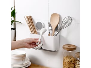 Porte-ustensiles de cuisine avec 2 ventouses et égouttoir pour couverts, éponges, brosses, grattoirs, baguettes - white
