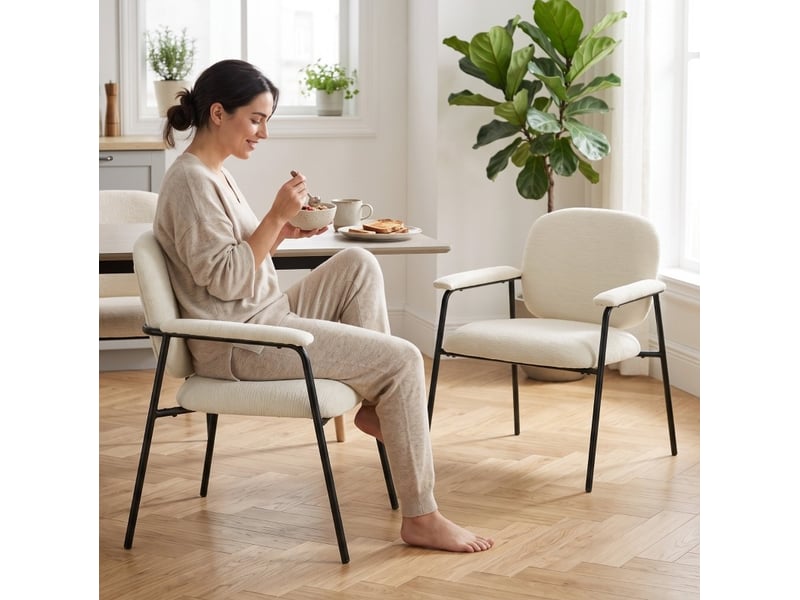  Fauteuil lot de 2 avec accoudoirs rembourrés et dossier profilé, structure en métal, chenille de polyester crème  - Conforama D