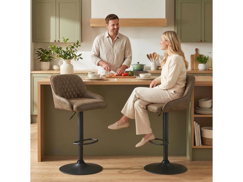  Lot de 2 tabourets de bar, tabourets hauts cuisine avec siège pivotant et hauteur réglable, marron foncé  - Conforama D