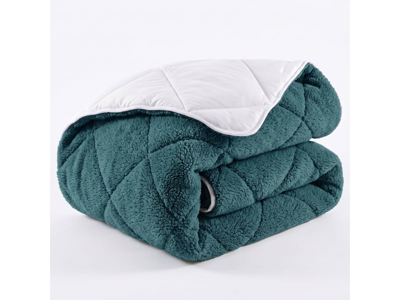 Casabel couette sherpa 240x260 cm, 450 gsm polyester réversible, face sherpa douillette ou microfibre fraîche, respirante, lavable  - Conforama A