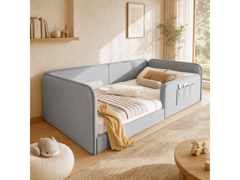  Lit enfant simple 90 × 200 cm avec cadre rembourré, poches latérales et protection, sans matelas, en lin gris  - Conforama C