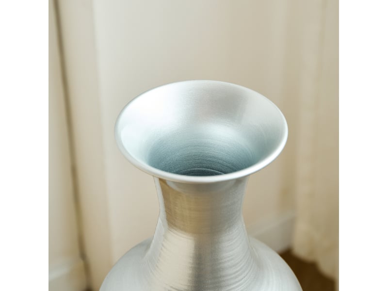 Lot de 3 vases de sol en métal argenté à motif ondulé, 50, 66 et 83 cm, pour une décoration moderne raffinée - Conforama D