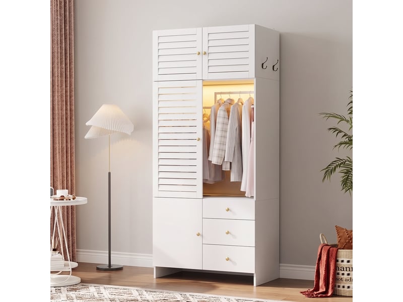 Armoire chambre 90x50x200 cm, avec panier à linge intégré et tringle led, avec 3 tiroirs, en panneaux de particules style persienne, blanc - Conforama C