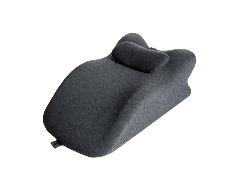  Coussin biseauté ergonomique en mousse à mémoire de forme 56x34x20,8 cm – coussin cale incliné à 27° pour sommeil, surélévation des jambes, soulagement du dos et lecture – housse lavable – gris foncé  - Conforama A