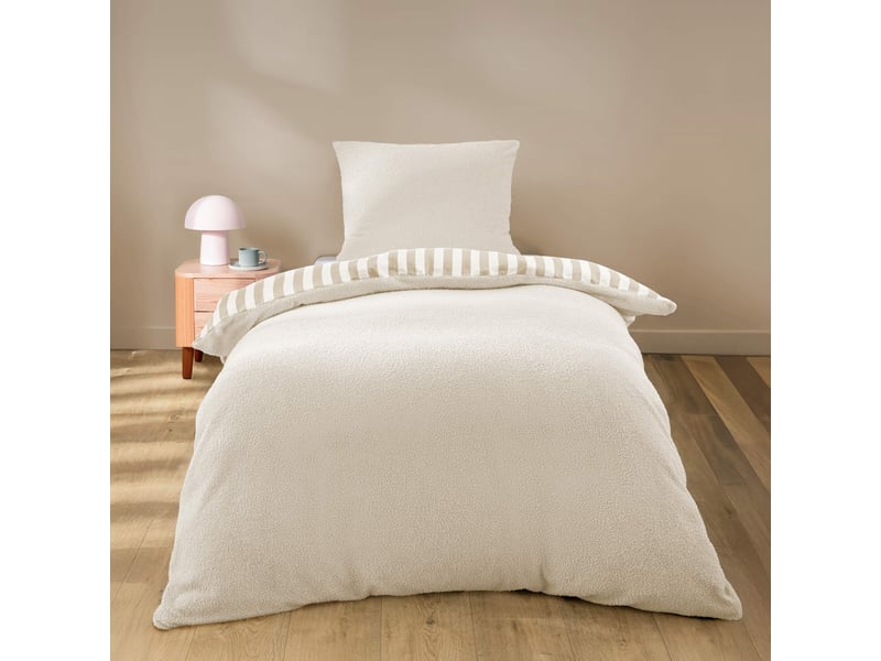 Parure de lit 2 pièces pilou revers carreaux housse + taie 140x200 cm  - Conforama A