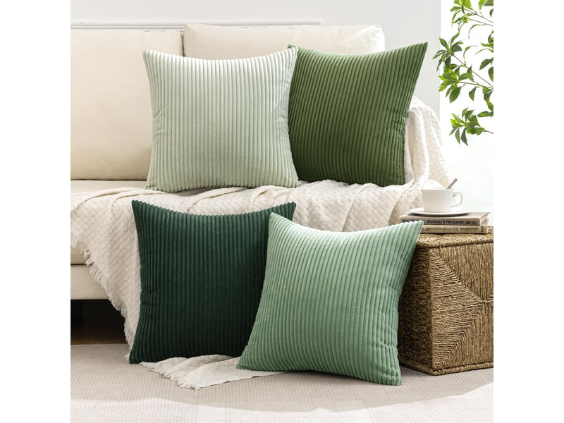  Housses de coussin carrées décoratives, en velours côtelé doux et en velours rayé, lot de 4, adaptées à la décoration intérieure, 45 x 45 cm, vert 1  - Conforama C