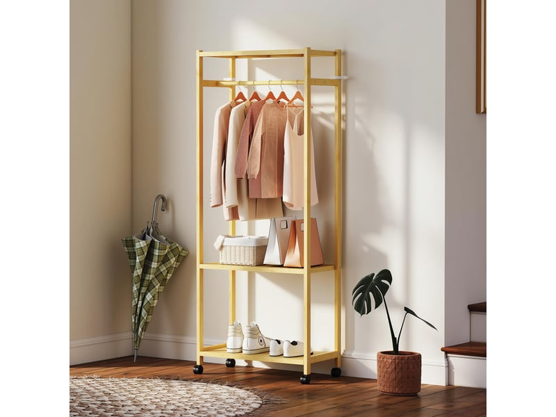  Porte-manteau sur pied avec barre, étagères et 4 roulettes en bambou, 70 x 35 x 175 cm, bois naturel  - Conforama D