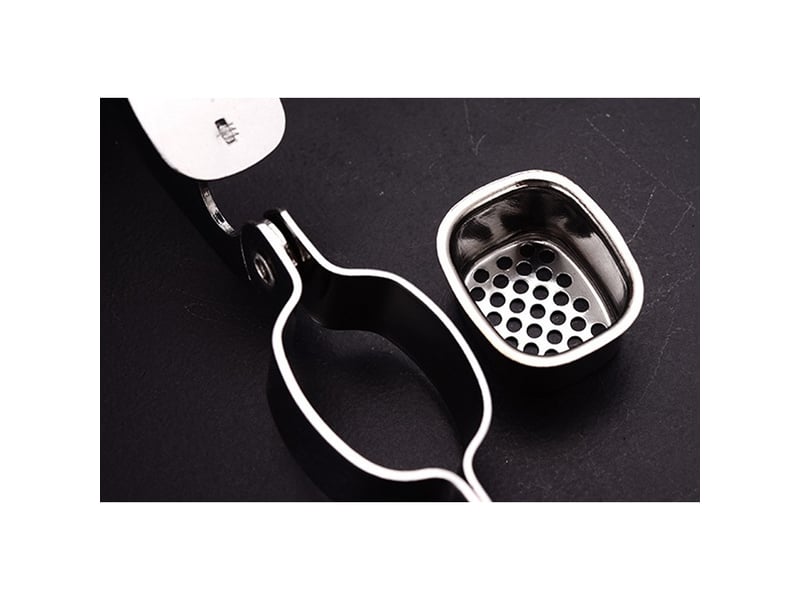 Presse-ail - presse-gingembre et ail de qualité professionnelle avec passoire pliable - acier inoxydable - compatible lave-vaisselle - Conforama D