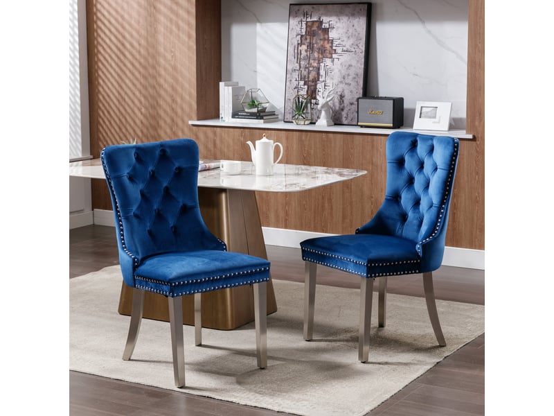 Lot de 2 chaises 62x50x95 cm de salle à manger, velours bleu, dossier haut, mousse, structure en bois, pieds réglables - Conforama D