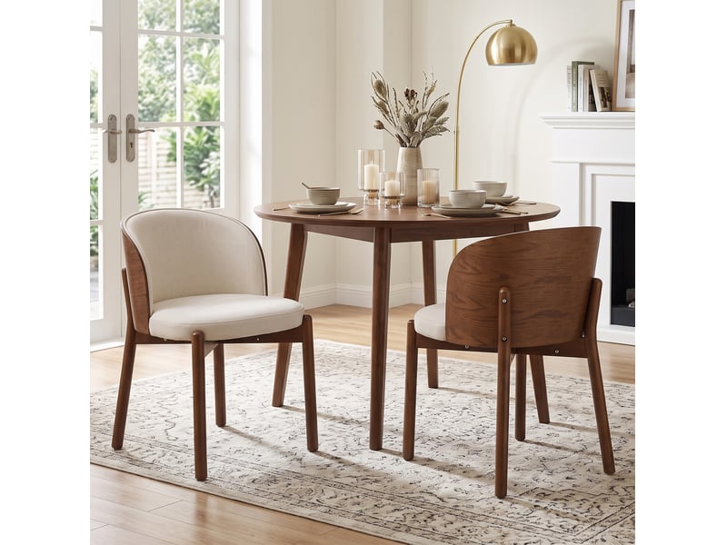 Lot de 2 chaises de salle à manger avec dossier enveloppant, assise rembourrée en tissu et bois noyer - Conforama B