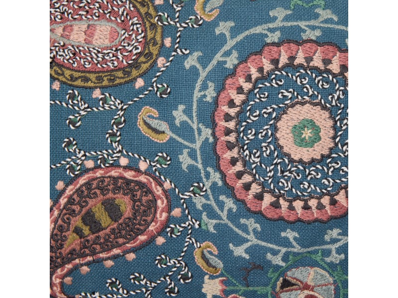  Housse de coussin en broderie paisley  mandana 26417 - Conforama D