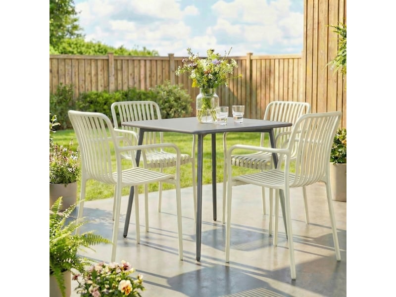 Lot de 4 chaises de jardin empilables avec accoudoirs en plastique blanc crème, design à lames ergonomique - Conforama B