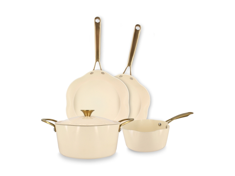 Batterie de cuisine tous feux y compris  - Conforama A