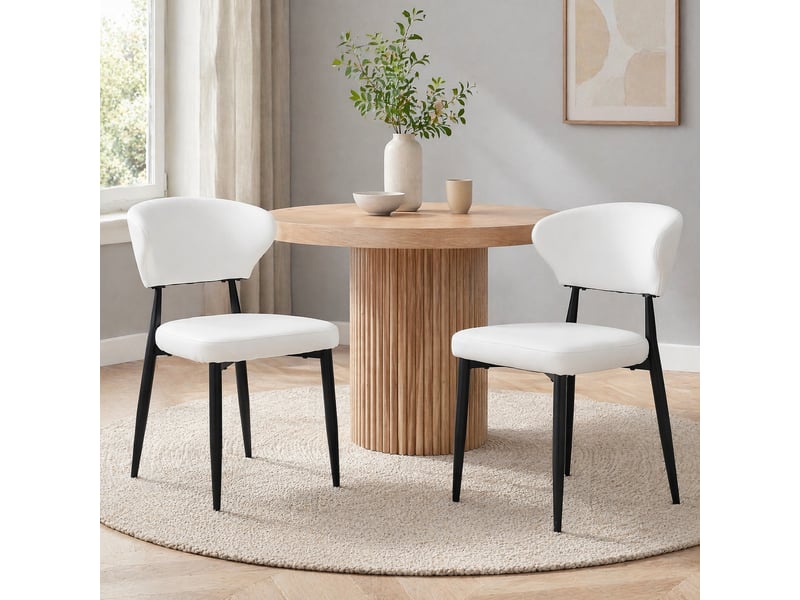  Lot de 2 chaises de salle à manger ergonomiques  - dossier courbé, piètement métal, simili cuir blanc et noir  - Conforama C