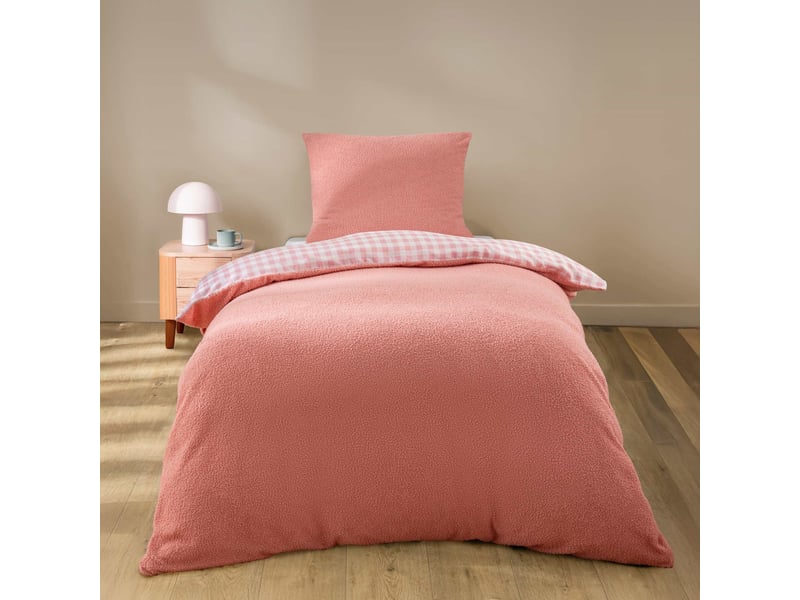  Parure de lit 2 pièces pilou revers carreaux housse + taie 140x200 cm  - Conforama A