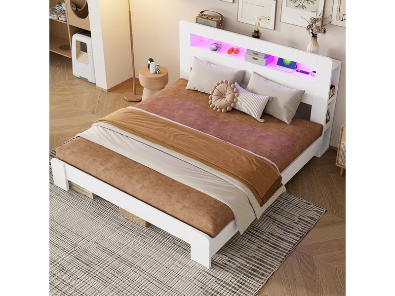  Lit 180x200 cm en bois blanc, tête de lit avec rangement, led et prises intégrées Fay Lum - Conforama B