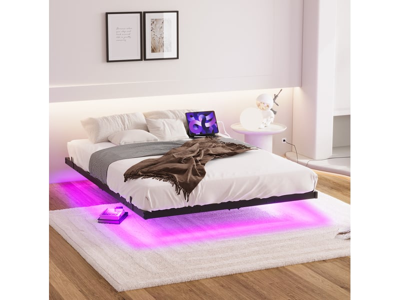  Cadre à lattes 140x200 cm en métal noir avec led, station de charge et sommier à lattes  - Conforama D