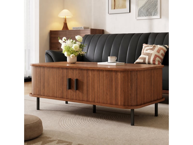  Table basse effet noyer avec 2 portes coulissantes à lattes verticales, 100 x 50 x 45 cm  - Conforama D