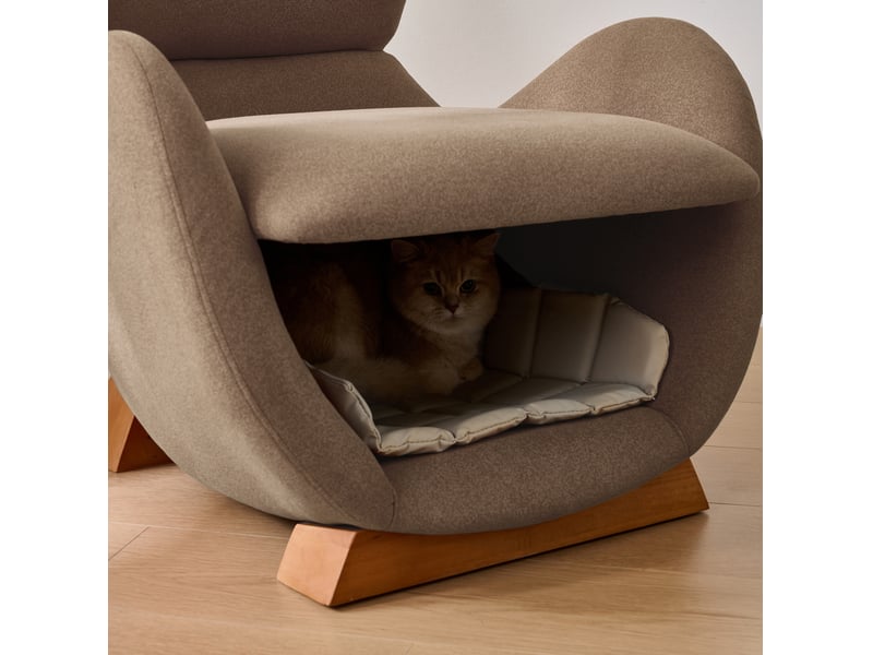  Fauteuil lounge design marron en tissu résistant aux griffures, niche intégrée pour votre petit compagnon, 66 x 69 x 76 cm  - Conforama D