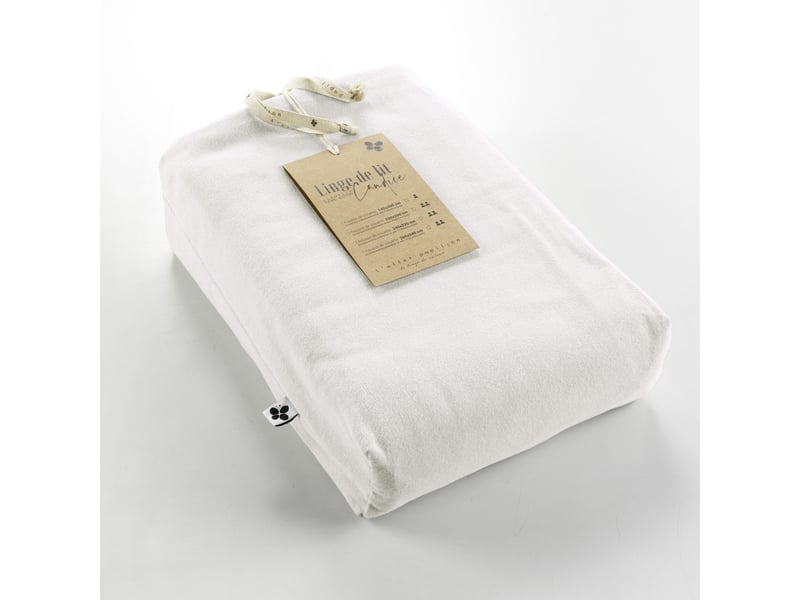 Pack housse de couette 240x220 cm chaude en flanelle + 2 taies + drap housse 140x190 candice blanc  - Conforama D
