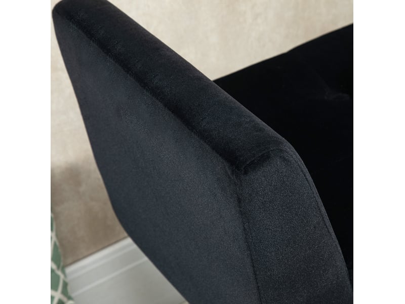  Banquette coffre 107 x 42 x 65 cm noire en polyester effet velours, avec accoudoirs et pieds en bois d'hévéa  - Conforama D