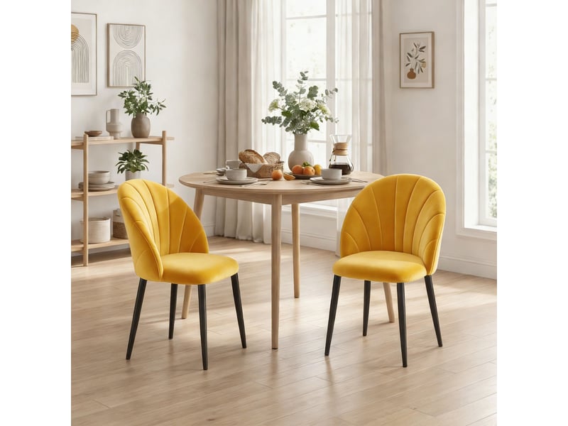  Lot de 2 chaises de salle à manger rembourrées, dossier coquille en velours jaune, dimensions 52x55x79 cm  - Conforama D