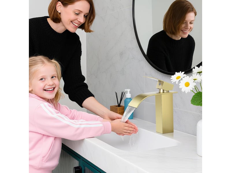 Robinet de lavabo cascade moderne, à poignée unique, comprend une base d'alimentation en eau et un tuyau (doré, 1 pièce) - Conforama E