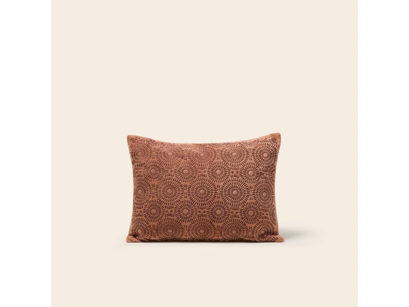  Housse de coussin en velours brodé de fil coton  solaya 26428 - Conforama A