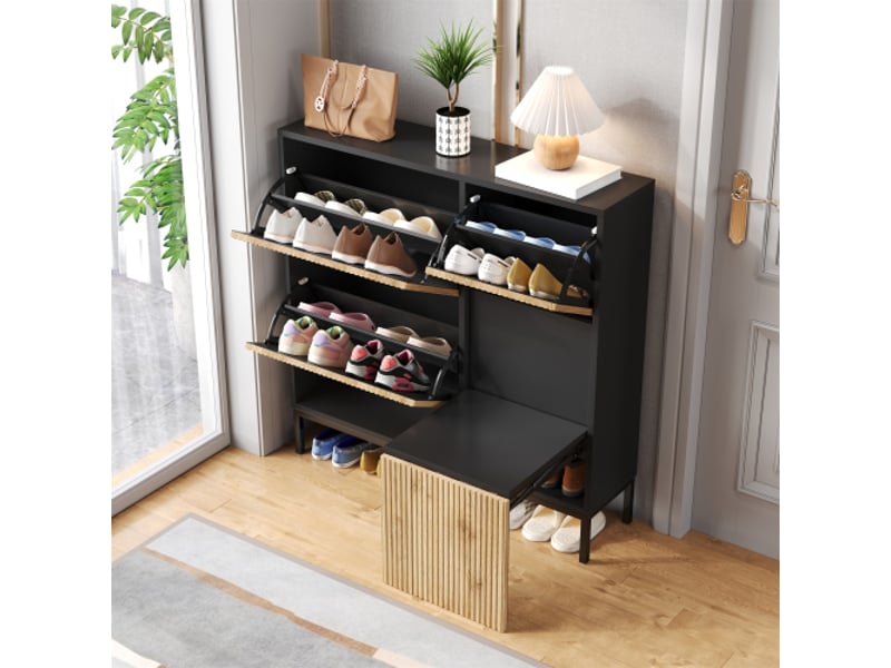  Meuble à chaussures noir et bois avec tabouret à langer, étagère à chaussures à trois volets et espace de rangement ouvert  - Conforama C