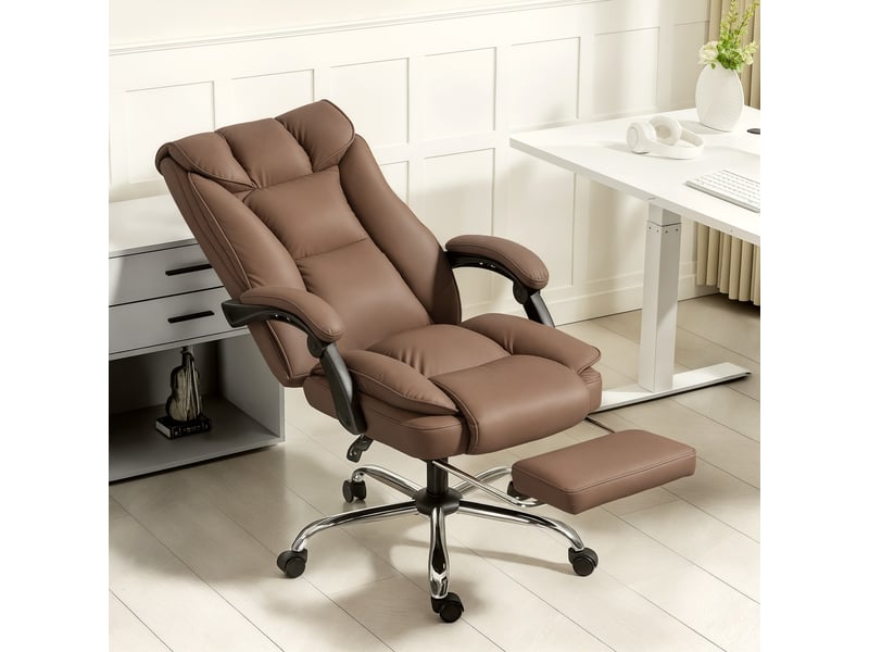  Chaise de bureau avec repose-pieds, dossier inclinable, dossier rembourré épais, revêtue de similicuir marron  - Conforama C
