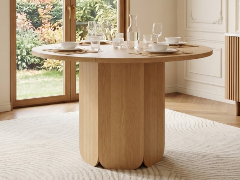 Table ronde à manger ø 120 cm, plateau fixe en mdf, pied central à forme lobée, jusqu'à 6 personnes, décor effet chêne - Conforama B