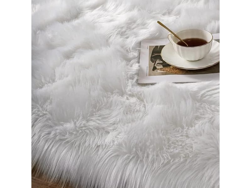  Blanc peau de 60x120 cm ado chambre fluffy shaggy moumoute poil long DNUIT001620M-SCM - Conforama C