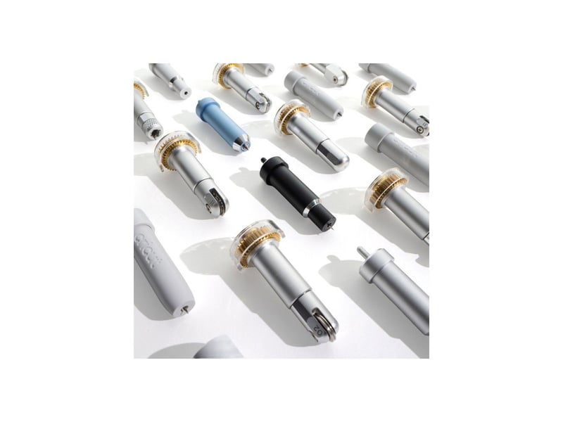  Machine de decoupe intelligente maker 5 bleu marine compatible 300 materiaux CRI0093573386275 - Conforama D