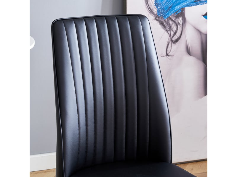  Set de 4 chaises 43x42,5x92,5 cm de salle à manger en cuir pu noir avec pieds métalliques dorés, dossier ergonomique  - Conforama D