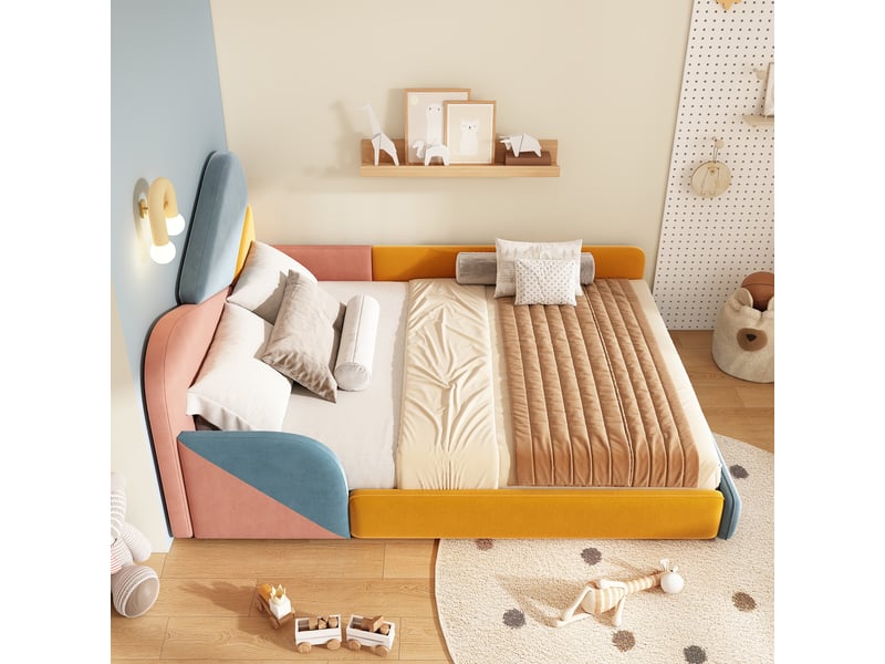  Lit enfant capitonné 140x200cm - design patchwork multicolore - barrières sécurité - velours - bleu et rose et jaune CozyNest - Conforama D