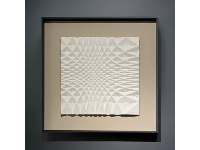  Tableau peinture à l'huile relief carré cadre aluminium noir - 50x50  - Conforama A