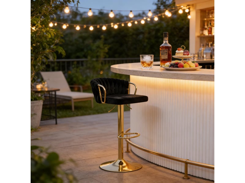 Tabouret de bar pivotant réglable avec dossier, accoudoirs et repose-pieds, en velours et métal, noir - Conforama C