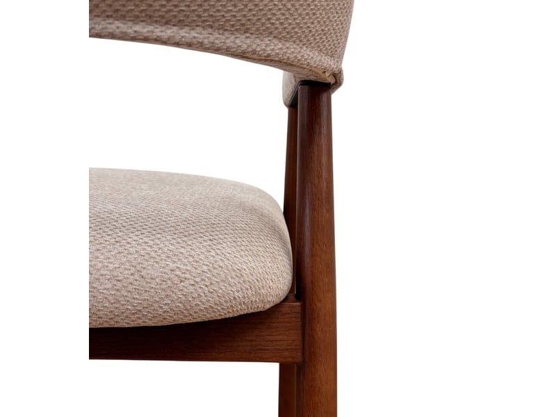  Lot de 4 fauteuils en bois de chêne noyer rembourrés en beige  - Conforama E