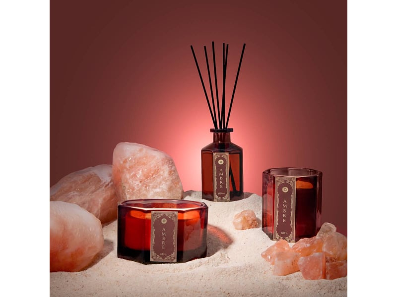  Bougie parfumée lucien hexagonale 430g ambre LUCIEN - Conforama B