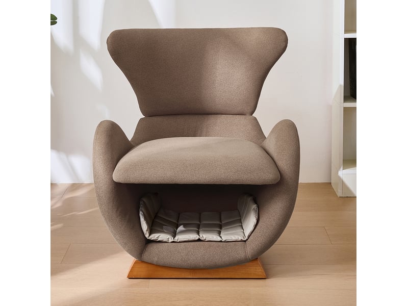  Fauteuil lounge 66x55x76 cm, style requin-baleine, niche intégrée, ergonomique, en bois et tissu anti-rayures, marron  - Conforama D