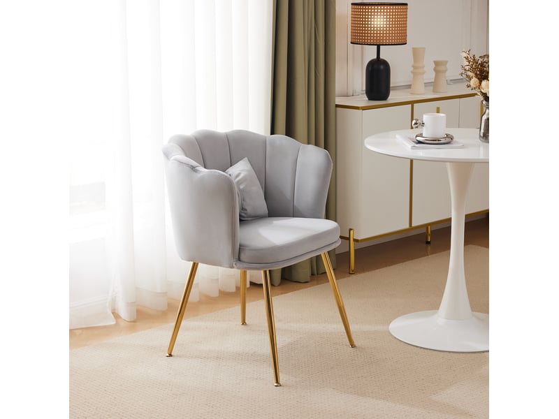  Fauteuil en velours avec dossier pétale, coussin papillon et pieds métalliques dorés réglables gris  - Conforama C