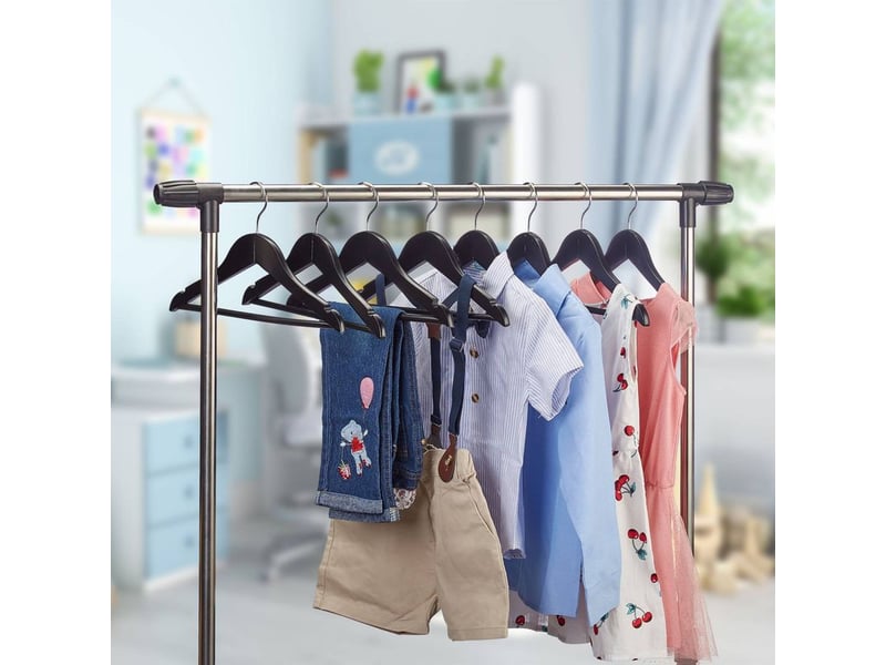  Cintres pour enfants en bois noir  - Conforama B