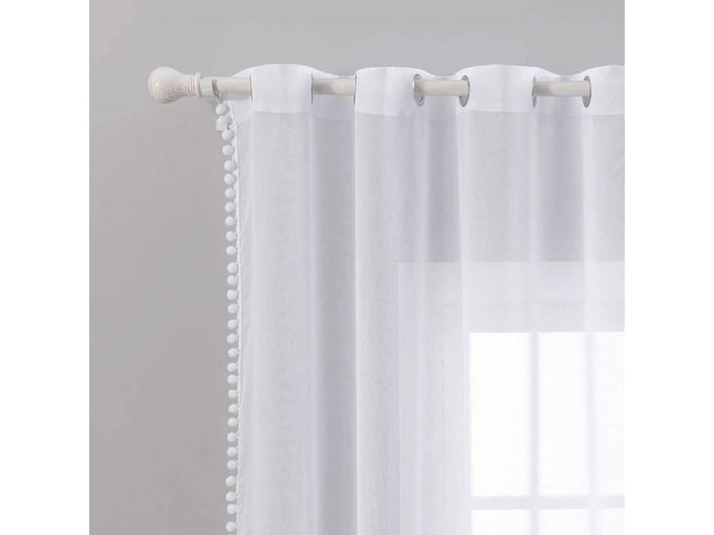 Voilages blancs en polyester avec pompons et oeillets 2 panneaux 132 x 259 cm - Conforama C