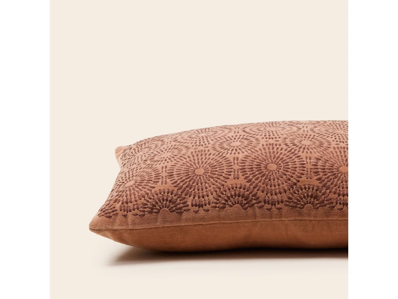  Housse de coussin en velours brodé de fil coton  solaya 26428 - Conforama C