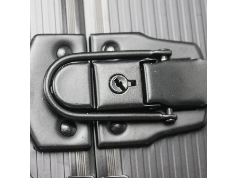 Coffret à outils 899 pièces 36,5 x 20 x 51 cm noir, aluminium et plastique, 4 tiroirs à roulettes - Conforama E