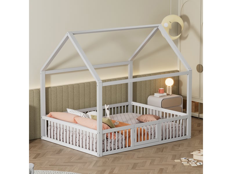  Lit cabane 140x200 en bois massif avec porte et barrière de sécurité, lit double pour enfant blanc, design créatif et robuste.  - Conforama E
