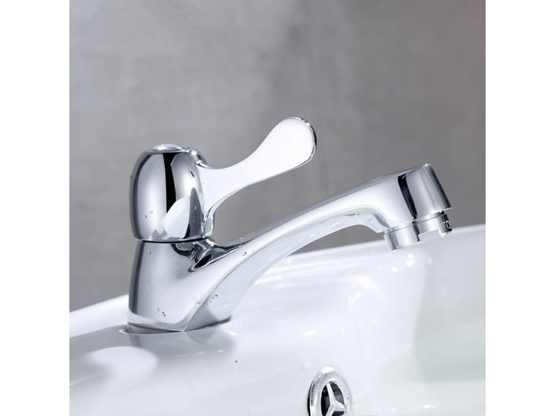  Robinet simple moderne de salle de bain de poignée, robinet d'eau froide fini par chrome d'un trou, robinets de bassin de barre  - Conforama C